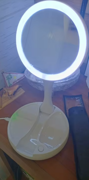 LumiGlow Mirror 10X - Espelho Led com Aumento 10x